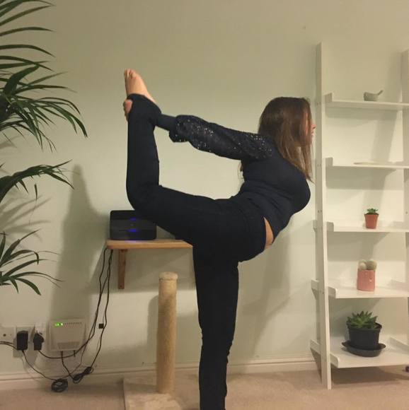 Meet your Posher, Devan - Picture 1 of 1